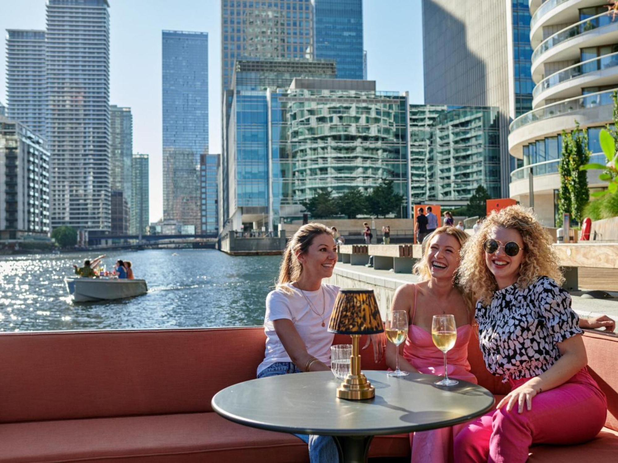 Stylish Canary Wharf Apt, Corporates And Tourists London Luaran gambar